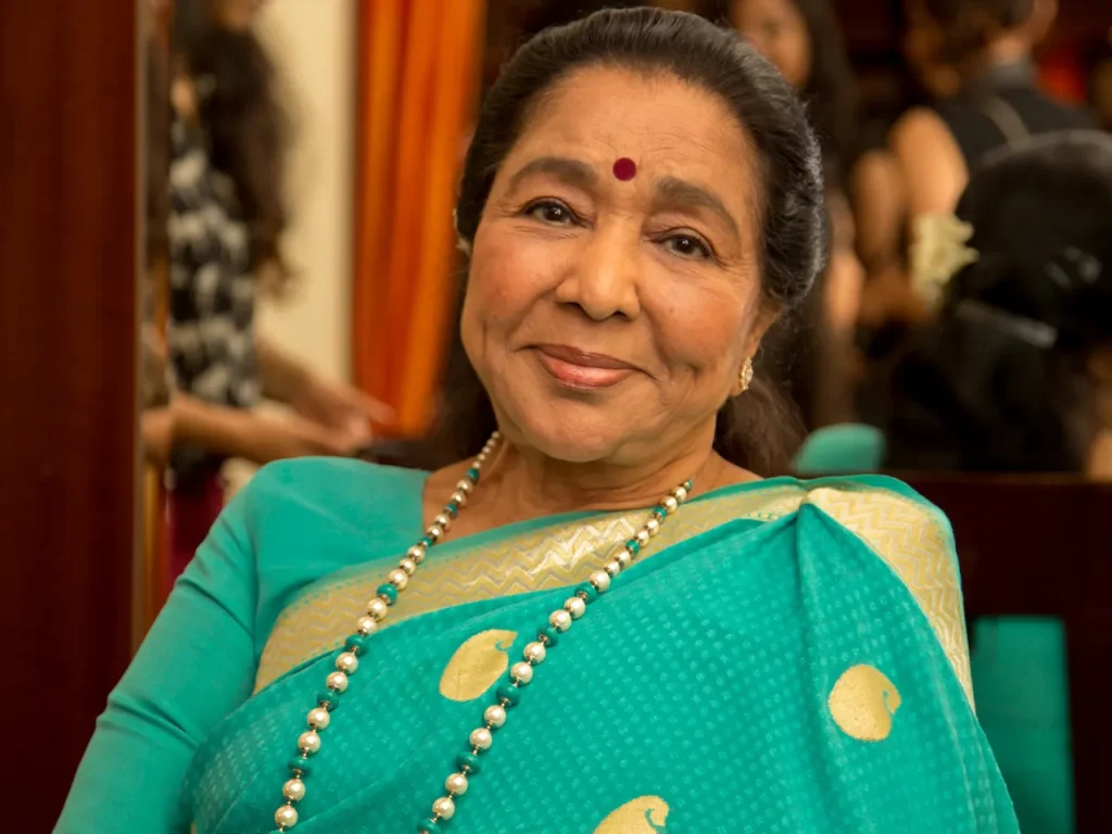 কাৰ্ডিয়াক এৰেষ্টত আক্রান্ত কিংবদন্তি গায়িকা আশা ভোছলে