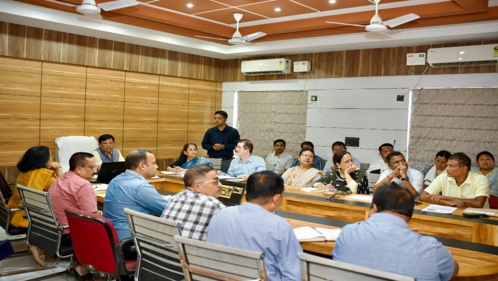 অসমত কাম পলম কৰা ঠিকাদাৰক ক’লা তালিকাভুক্ত কৰাৰ নিৰ্দেশ মন্ত্ৰী অশ্বিনী ৰায় সৰকাৰৰ