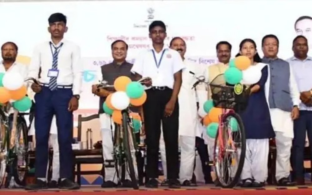 নৱম শ্ৰেণীৰ ৩ লাখৰো অধিক শিক্ষাৰ্থীক চাইকেল দিব অসম চৰকাৰে