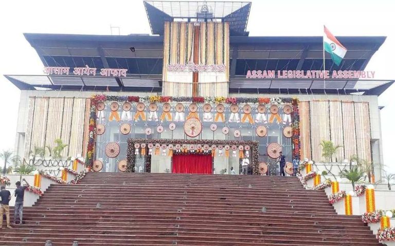 বড়ো ভাষা বিতৰ্কত স্পষ্টীকৰণ বিধানসভাৰ