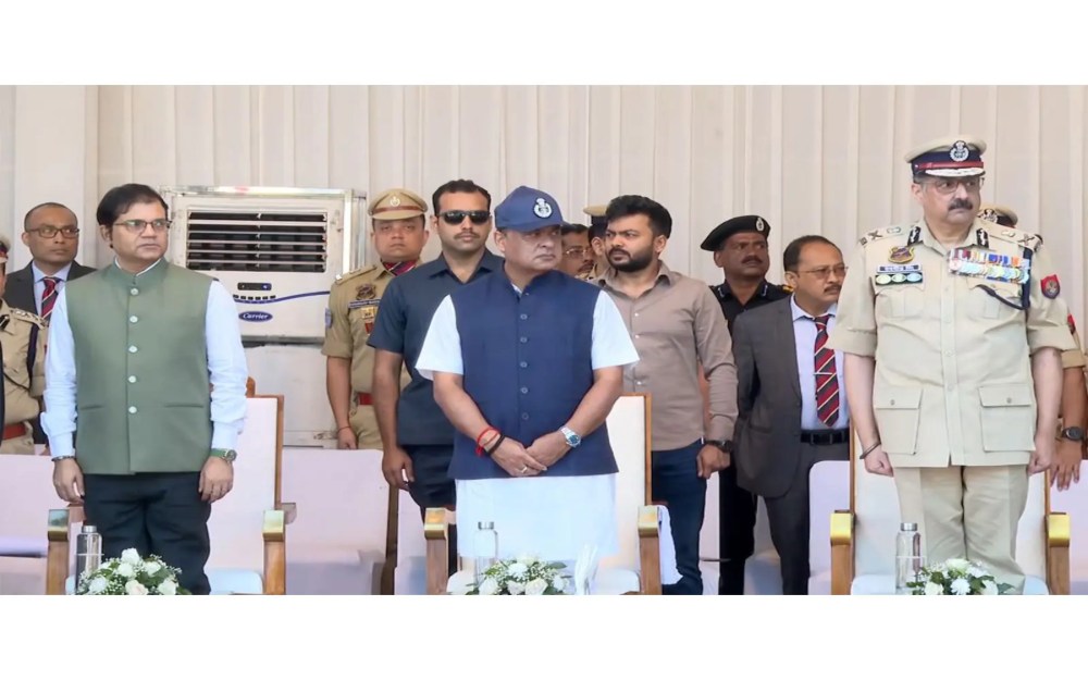 অসমৰ শ্বহীদ আৰক্ষীলৈ মুখ্যমন্ত্ৰীৰ শ্ৰদ্ধাঞ্জলি